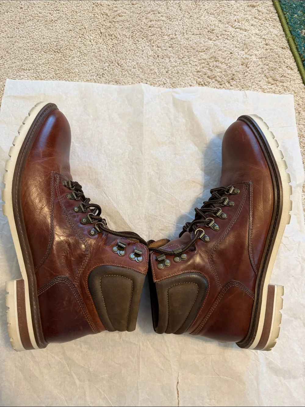 Johnston and Murphy Men's Brown Leather  Boots - Classic Lace-Up Ankle Boots